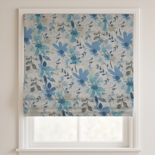 amira-topaz-roman-plain-room