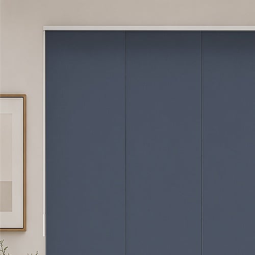 bella-midnight-close-up-top-panel-blind