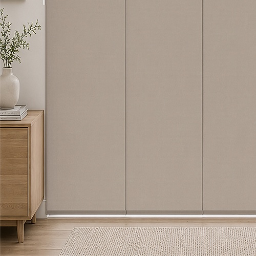 bella-placid-close-up-bottom-panel-blind