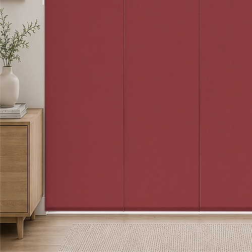 bella-ruby-close-up-bottom-panel-blind