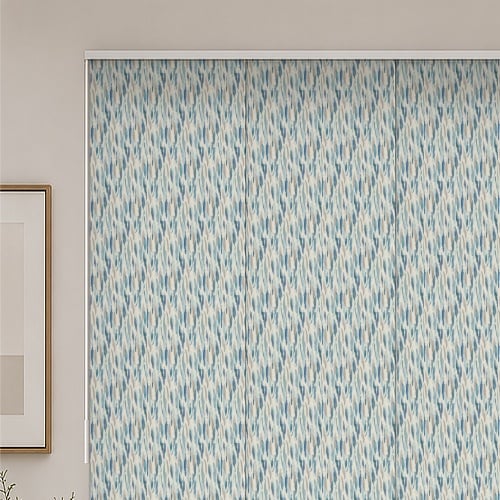 zafira-cobalt-close-up-top-panel-blind